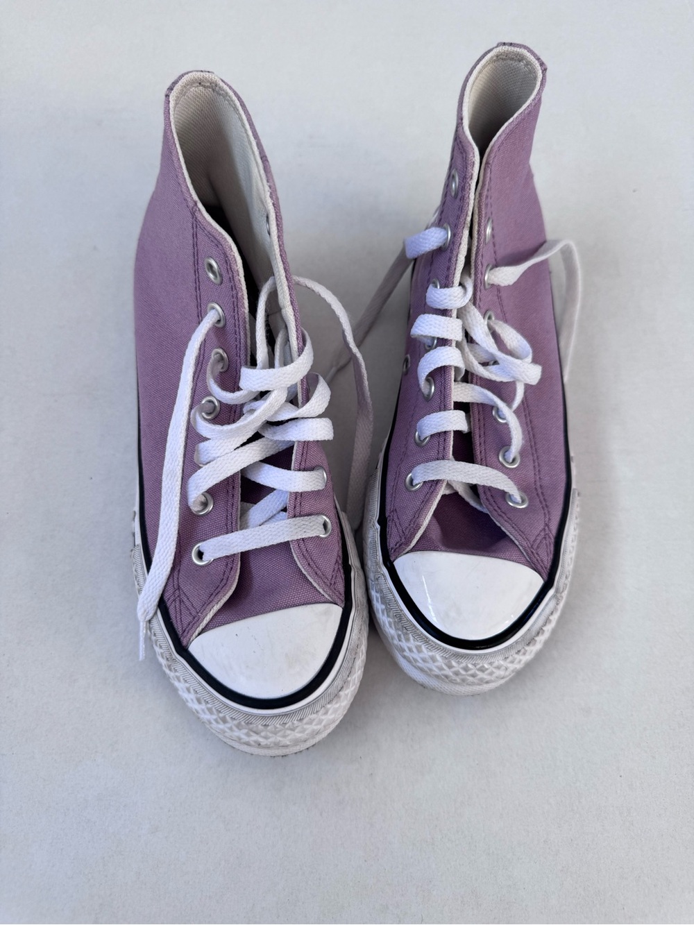 Kids Lavender High-Top Converse Sneakers 2.5